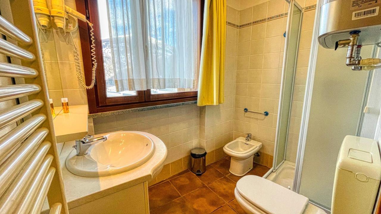 Appartamento Smith Erbaluce - Affitti Brevi Italia Bardonecchia Luaran gambar